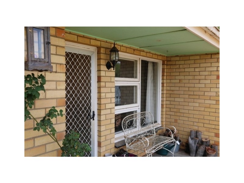 5 Loffler Road, Waikerie SA 5330