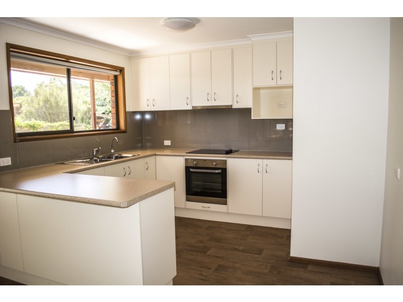 18 Westbrook Avenue, Loxton SA 5333
