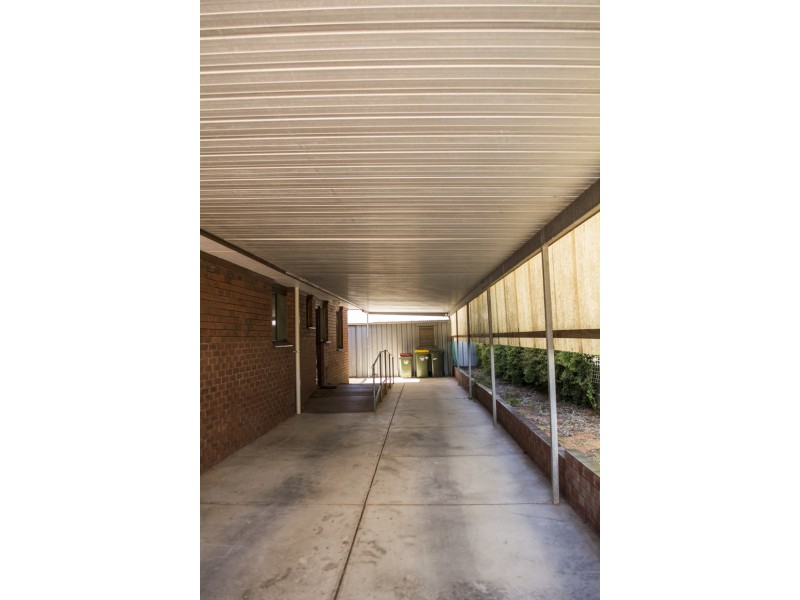 18 Westbrook Avenue, Loxton SA 5333