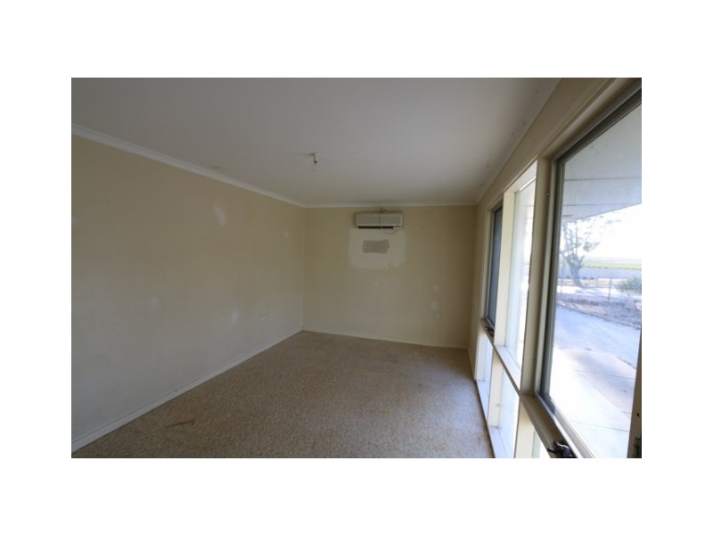 2 Smith Drive, Waikerie SA 5330