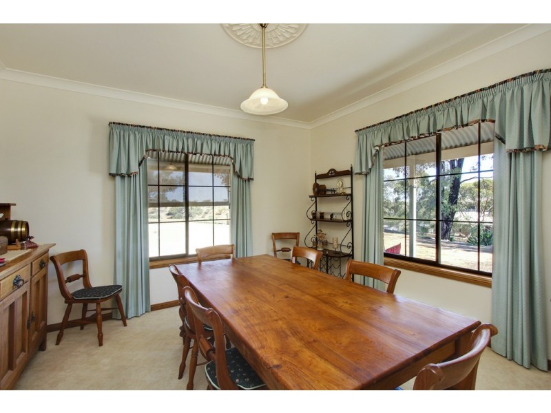 23 Hilltop Drive, Loxton SA 5333