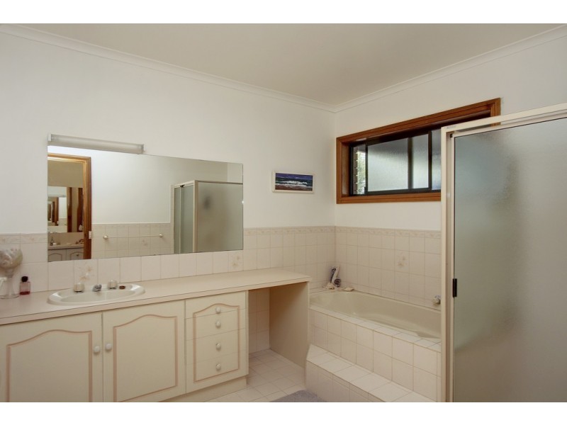 23 Hilltop Drive, Loxton SA 5333