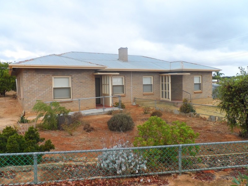 37 and 39 Coral Street, Loxton SA 5333