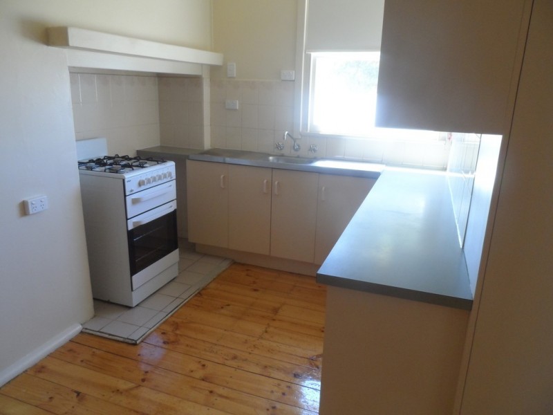 37 and 39 Coral Street, Loxton SA 5333