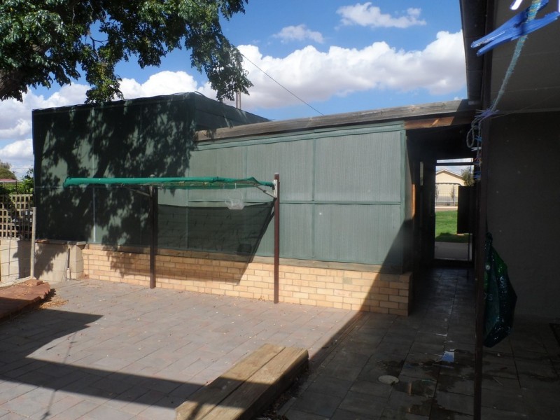 16 Nalara Avenue, Loxton SA 5333