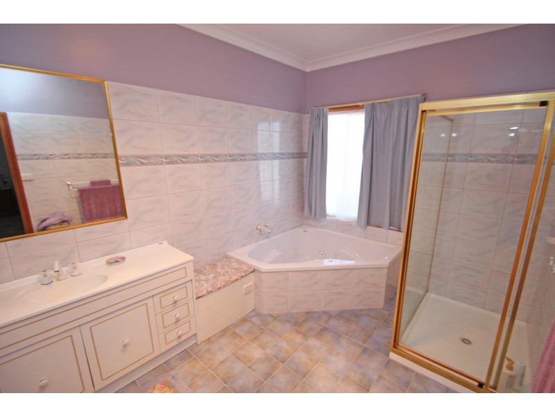 65 Murray Avenue, Renmark SA 5341