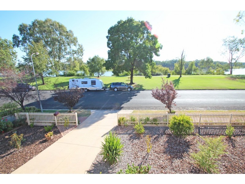 65 Murray Avenue, Renmark SA 5341