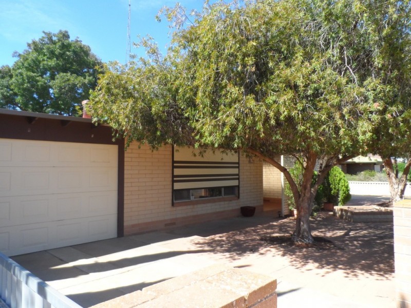 155 Paruna Road, Loxton SA 5333