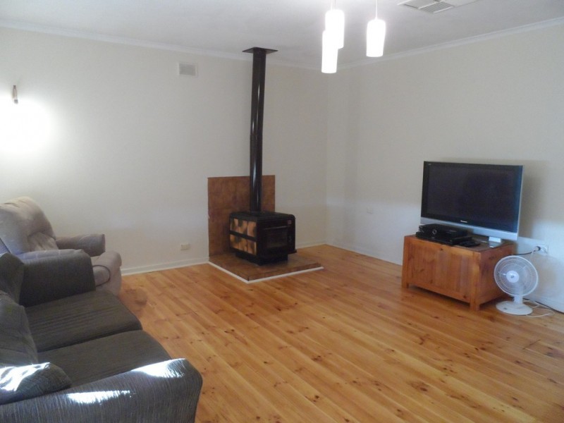 155 Paruna Road, Loxton SA 5333