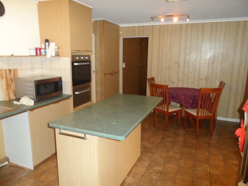 155 Paruna Road, Loxton SA 5333