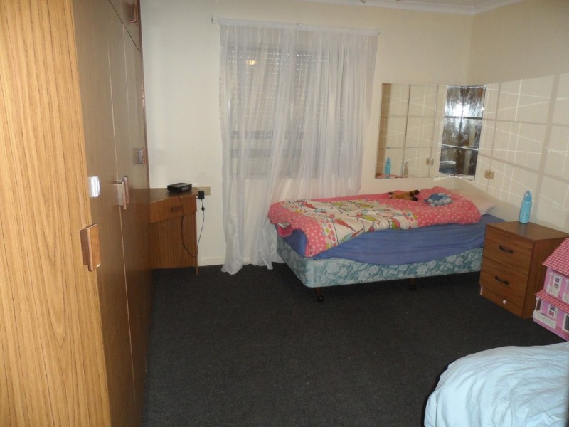 155 Paruna Road, Loxton SA 5333