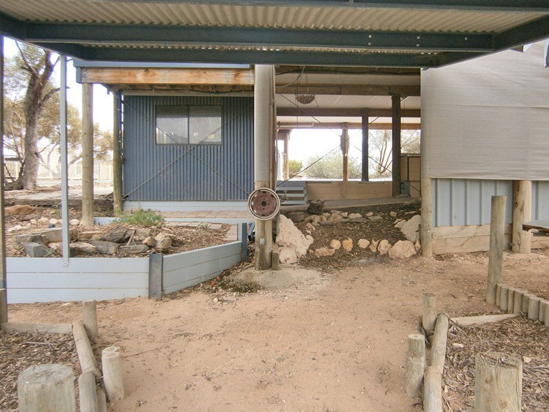 13 North Terrace, Blanchetown SA 5357