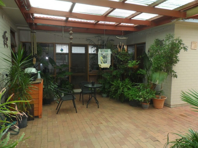 11 Oak Street, Loxton SA 5333