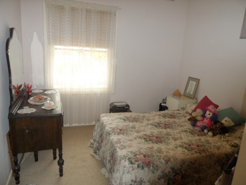 11 Oak Street, Loxton SA 5333