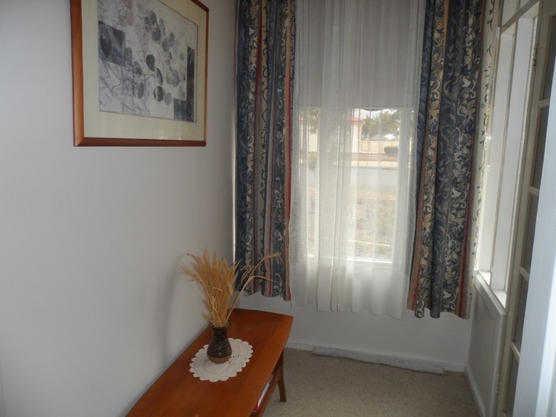 11 Oak Street, Loxton SA 5333