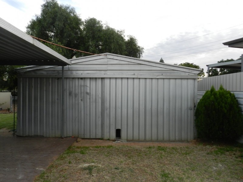 15 Waltham Street, Berri SA 5343