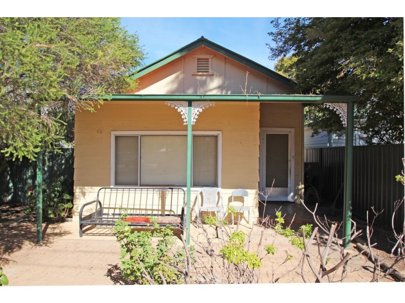 7 Tenth Street, Renmark SA 5341