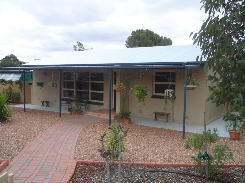76 Drabsch Street, Loxton SA 5333
