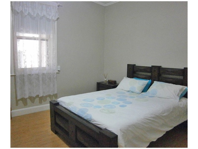 16 White Street, Waikerie SA 5330