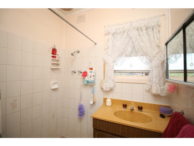 2 Roberts Street, Berri SA 5343