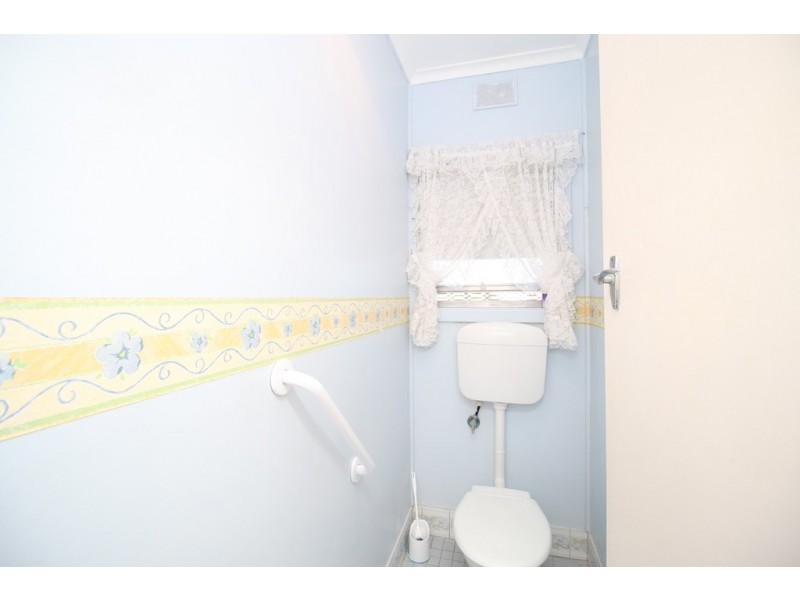 2 Roberts Street, Berri SA 5343