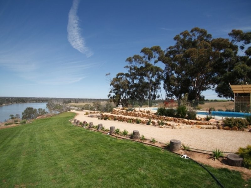 79 Casson Avenue, Loxton SA 5333