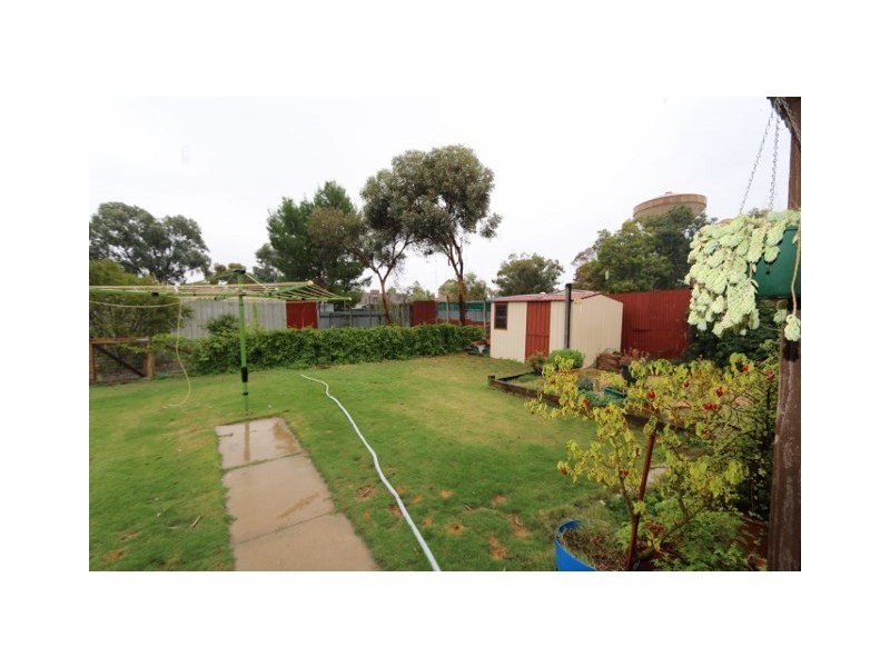 8 DON ELLIOTT DRIVE, Waikerie SA 5330