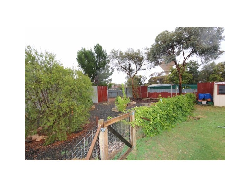 8 DON ELLIOTT DRIVE, Waikerie SA 5330
