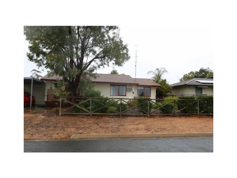 8 DON ELLIOTT DRIVE, Waikerie SA 5330