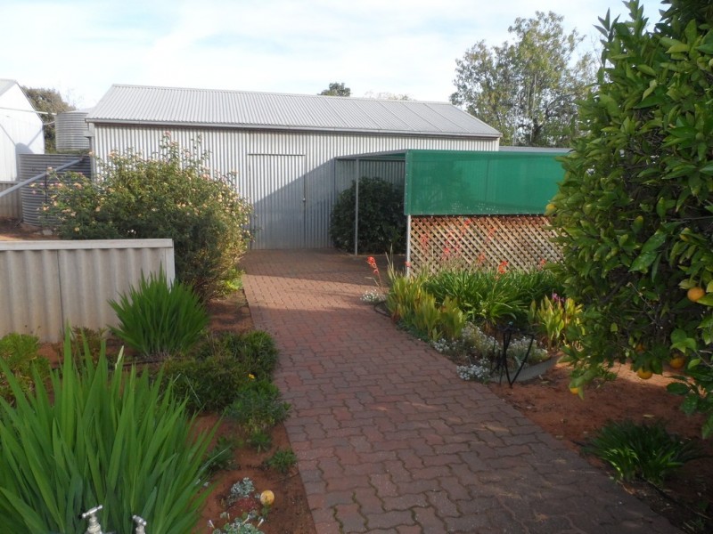8 Sixth Street, Loxton SA 5333