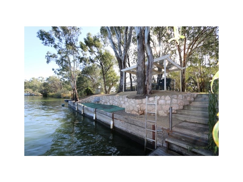 Lot 213 Scotts Creek, Shack road, Morgan SA 5320
