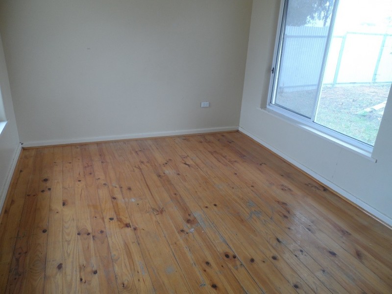 21 Pine Avenue, Loxton SA 5333