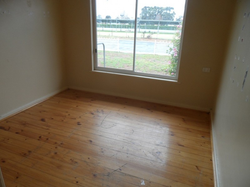 21 Pine Avenue, Loxton SA 5333