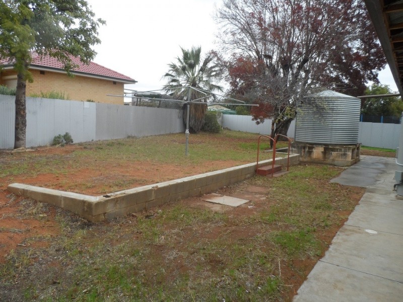 21 Pine Avenue, Loxton SA 5333