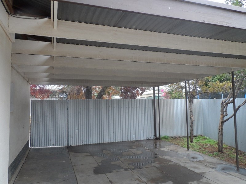 21 Pine Avenue, Loxton SA 5333