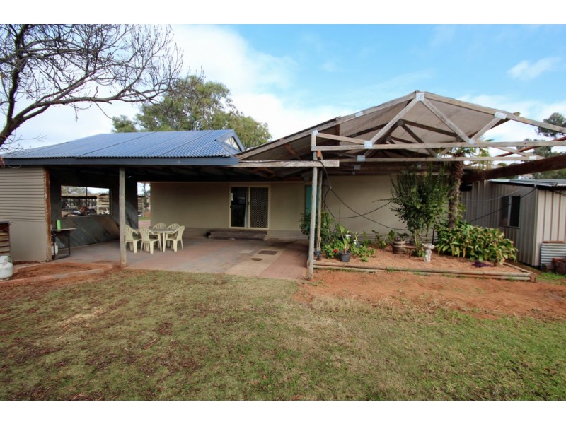 137 Tapalin Street, Renmark SA 5341