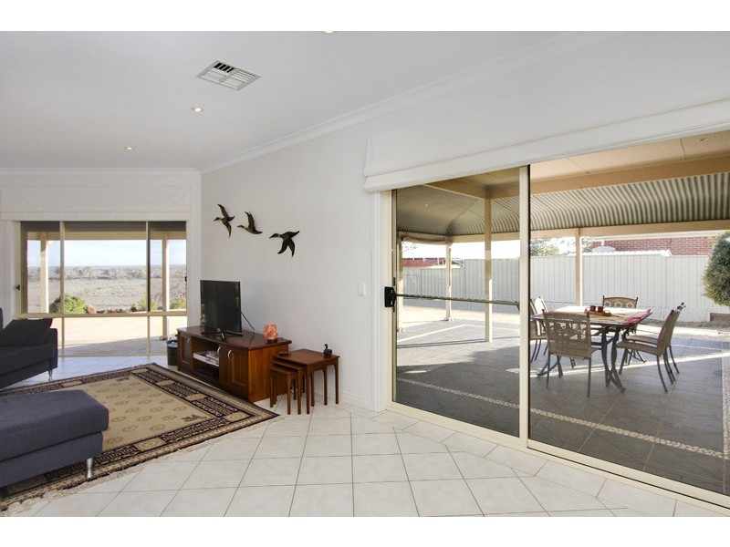 58 Wheatley Road, Loxton SA 5333