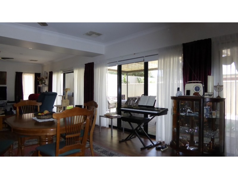 35 Jarvis Street, Berri SA 5343