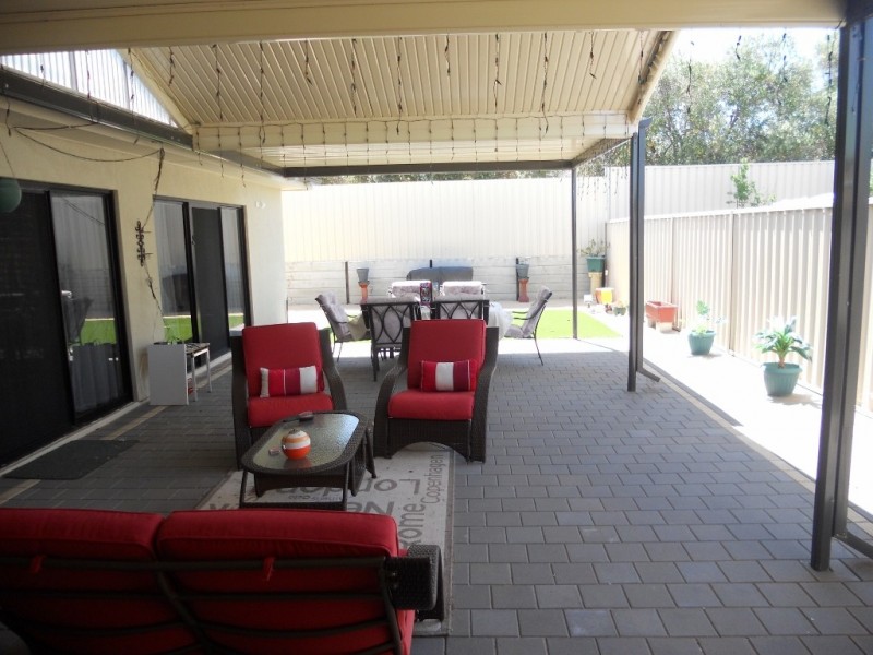 35 Jarvis Street, Berri SA 5343