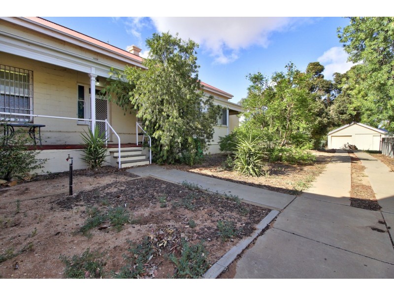 31 East Terrace, Loxton SA 5333