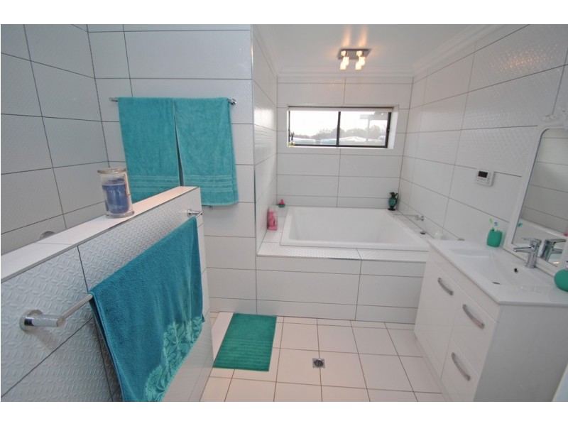 61 Crescent Street, Renmark SA 5341