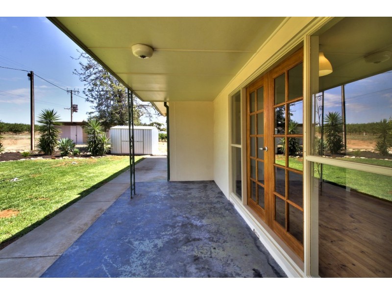 101 Gordon Road, Loxton SA 5333
