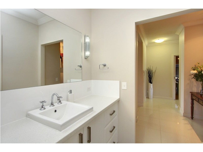 21 Ian Showell Drive, Renmark SA 5341