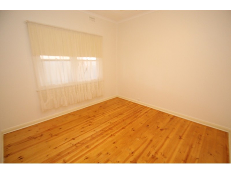 10 KOKODA AVENUE, Renmark SA 5341