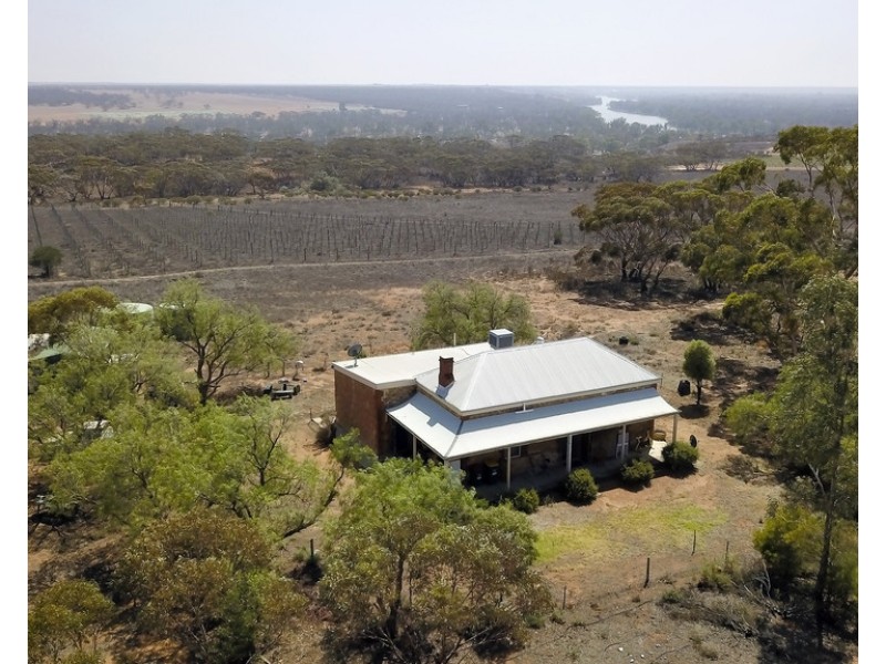 15501 Sturt Highway, Waikerie SA 5330