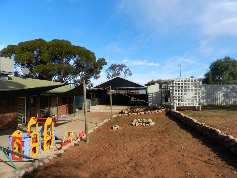 3 Bullpit Road, Winkie SA 5343