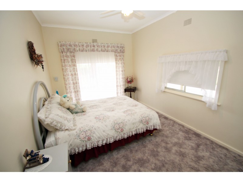 109 Old Cooltong Avenue, Renmark SA 5341