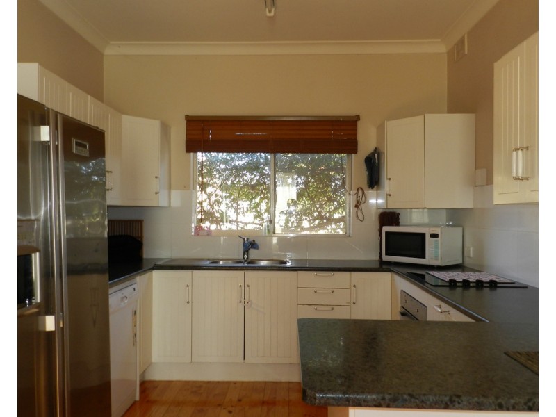 11 Hawdon Street, Barmera SA 5345