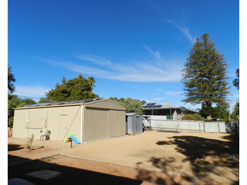 11 Hawdon Street, Barmera SA 5345