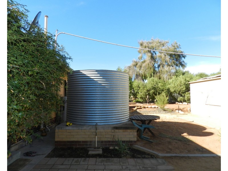 11 Hawdon Street, Barmera SA 5345